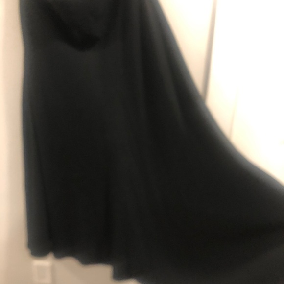 Classic Black Skirt​ - Picture 2 of 4